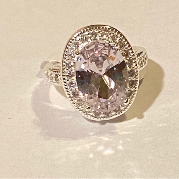 silver toned oval stone ring - Picture 3 of 4